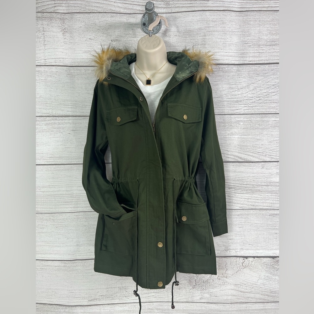 Boutique Brand Army Green Full Zip Faux Fur Trimmed Lightweight Parka Jacket 💗